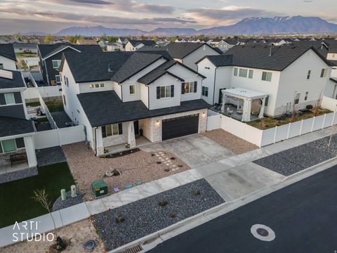 Tiny photo for 2608 W 2960 S, Syracuse, UT 84075 (MLS # 2147188)