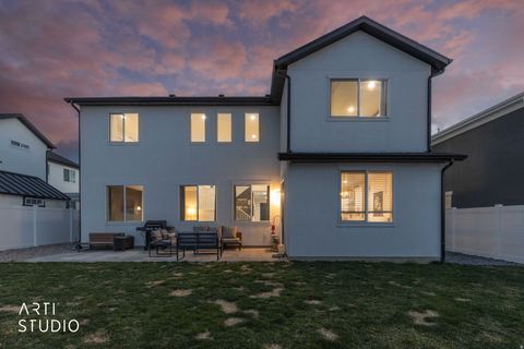 Tiny photo for 2608 W 2960 S, Syracuse, UT 84075 (MLS # 2147188)