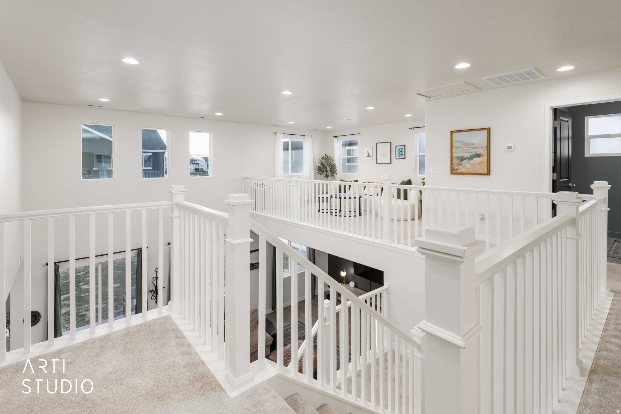 CREEKSIDE - Residential