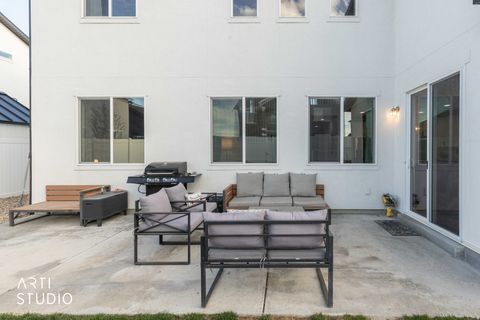 Tiny photo for 2608 W 2960 S, Syracuse, UT 84075 (MLS # 2147188)