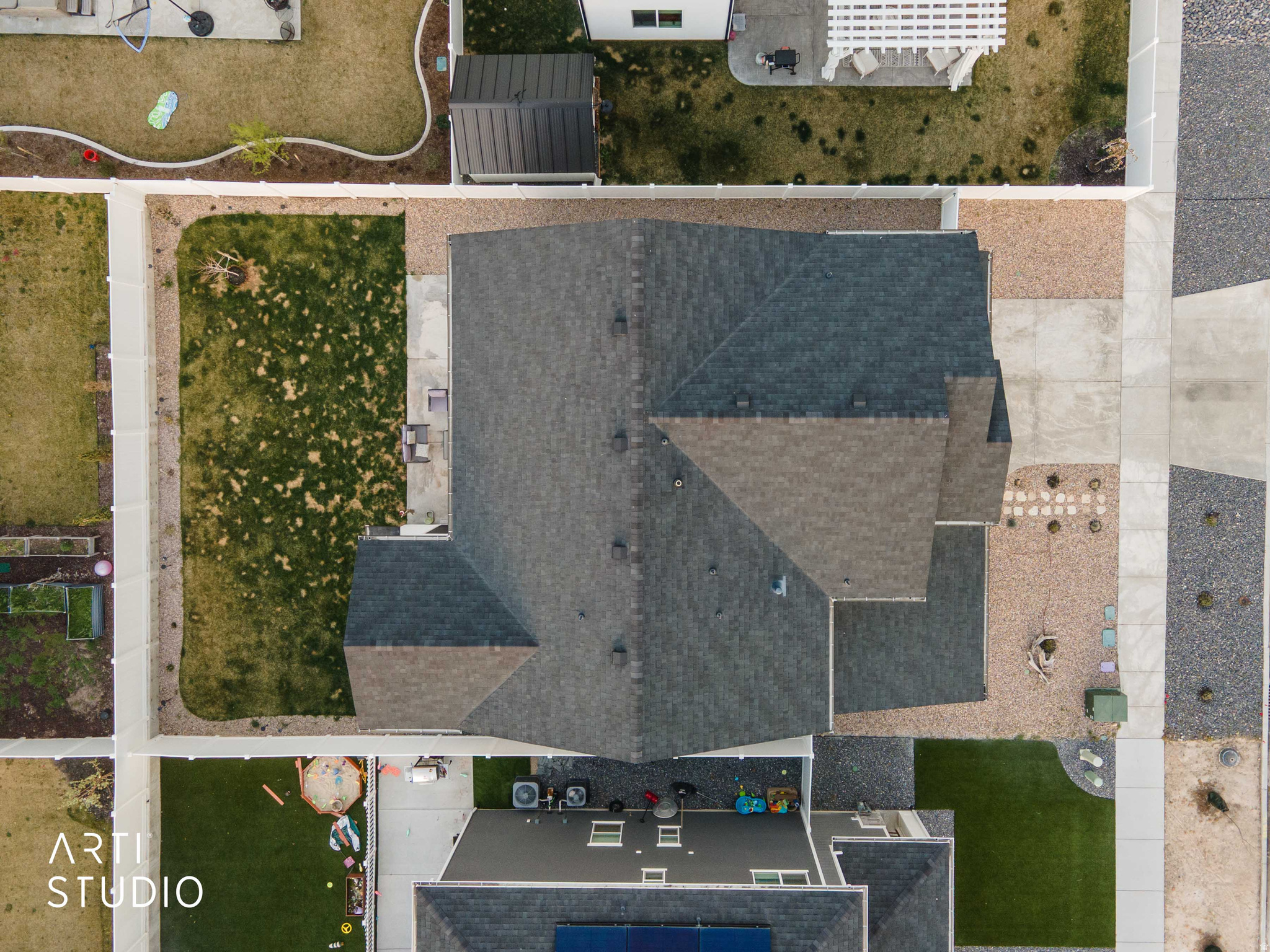 CREEKSIDE - Residential