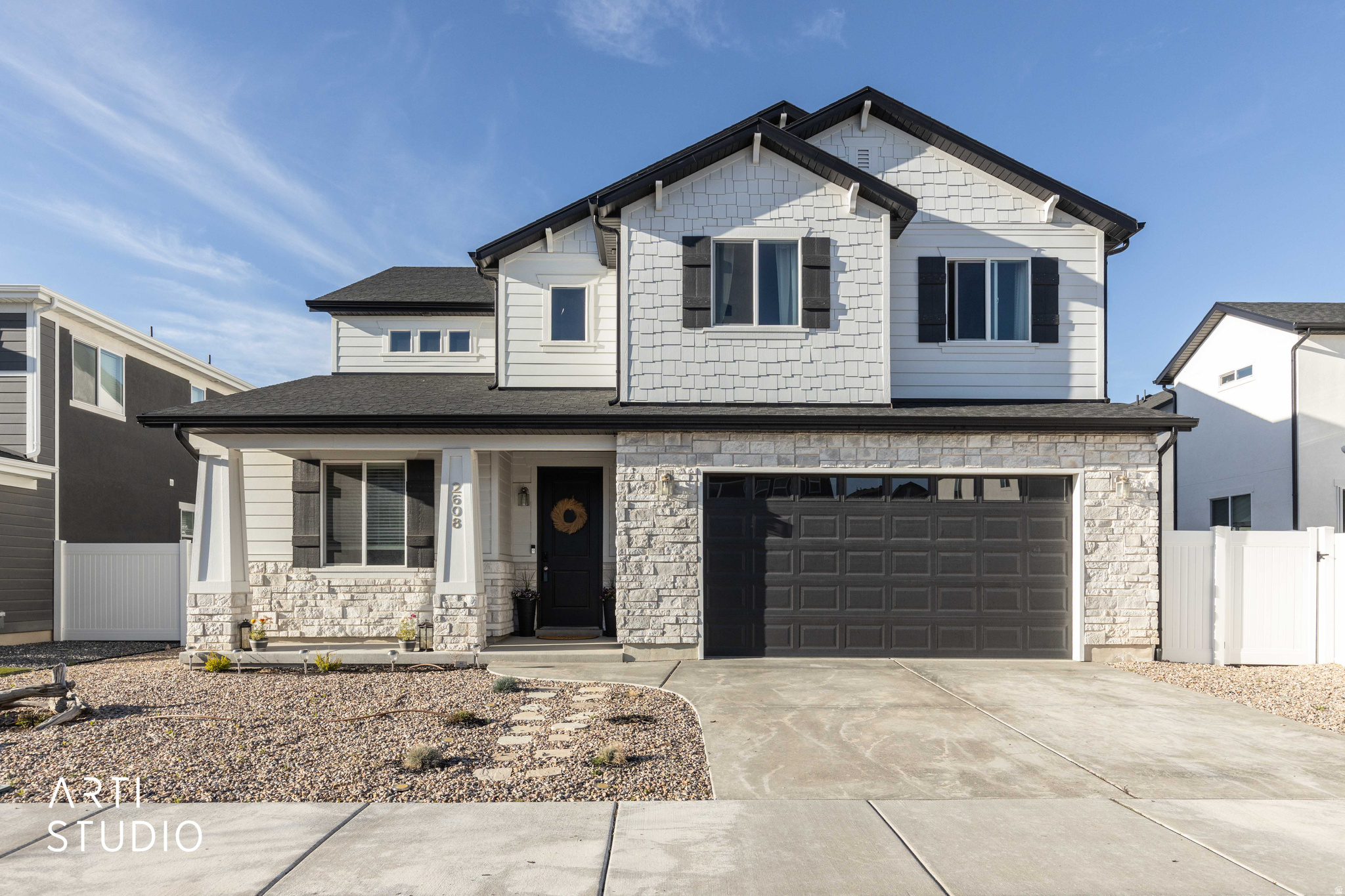 CREEKSIDE - Residential