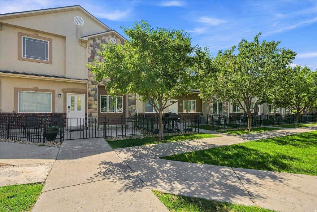 Photo of 471 W 1490 N #104, Logan, UT 84341 (MLS # 2183821)