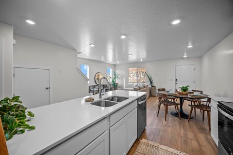 Tiny photo for 2182 S WOLVERINE WAY #2535, Washington, UT 84780 (MLS # 2129464)