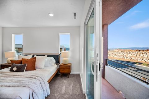 Tiny photo for 2182 S WOLVERINE WAY #2535, Washington, UT 84780 (MLS # 2129464)