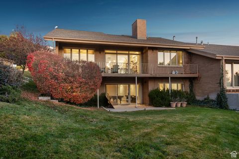 Photo of 819 N JUNIPERPOINT DR, Salt Lake City, UT 84103 (MLS # 2076658)
