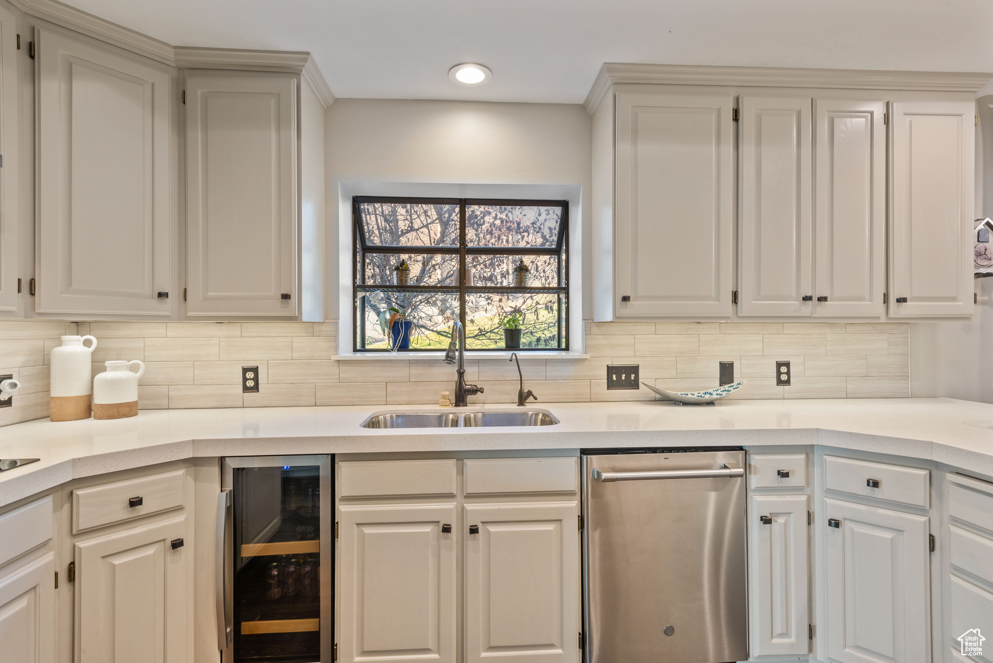 819 N Juniperpoint Dr, Salt Lake City, Utah image 7