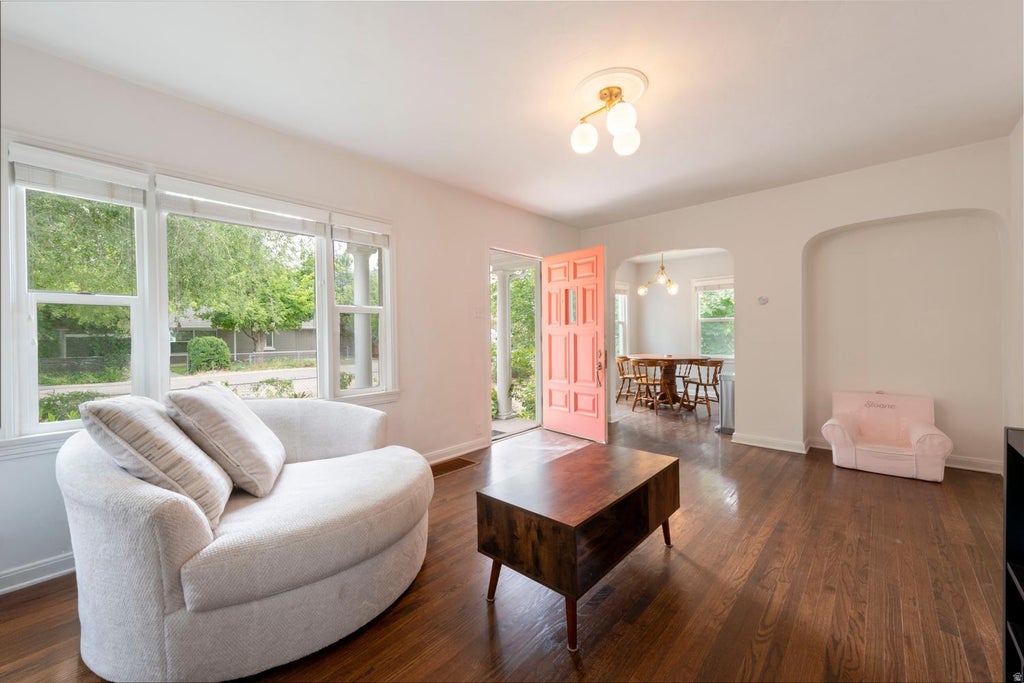 Photo of 3232 S 1530 E, Millcreek, UT 84106 (MLS # 2164531)