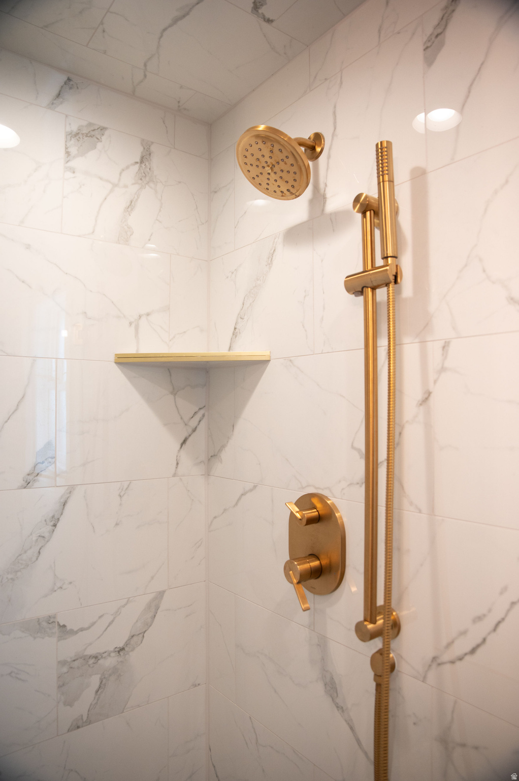 CRESTWOOD SUB - Residential