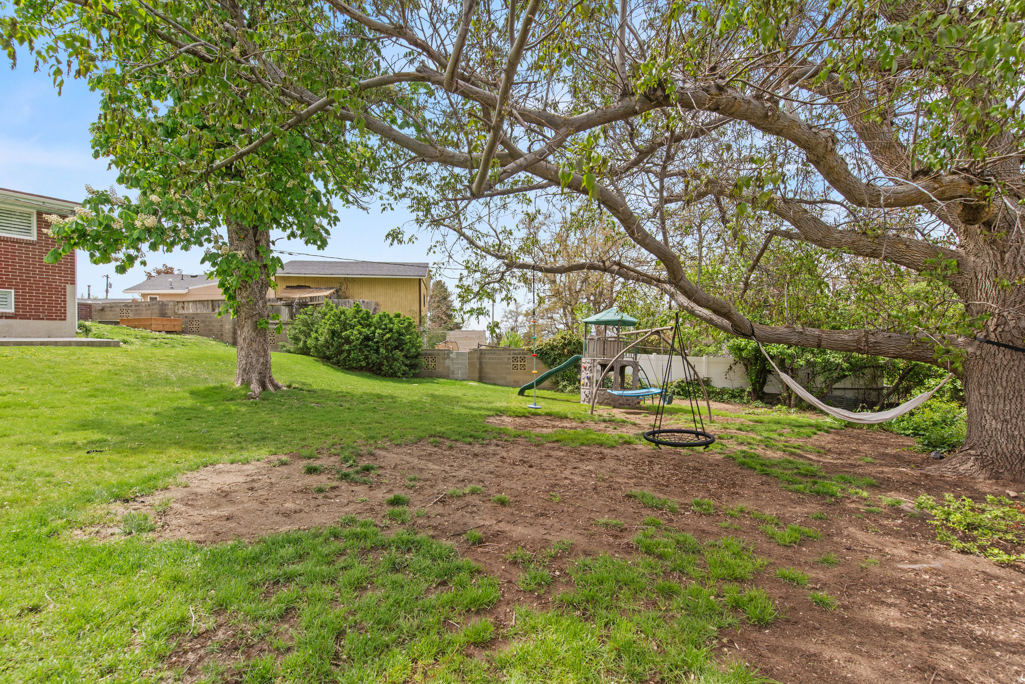 CRESTWOOD SUB - Residential