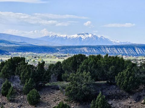 Photo of 24 SPRING CREEK DR #B24, Fairview, UT 84629 (MLS # 2121130)