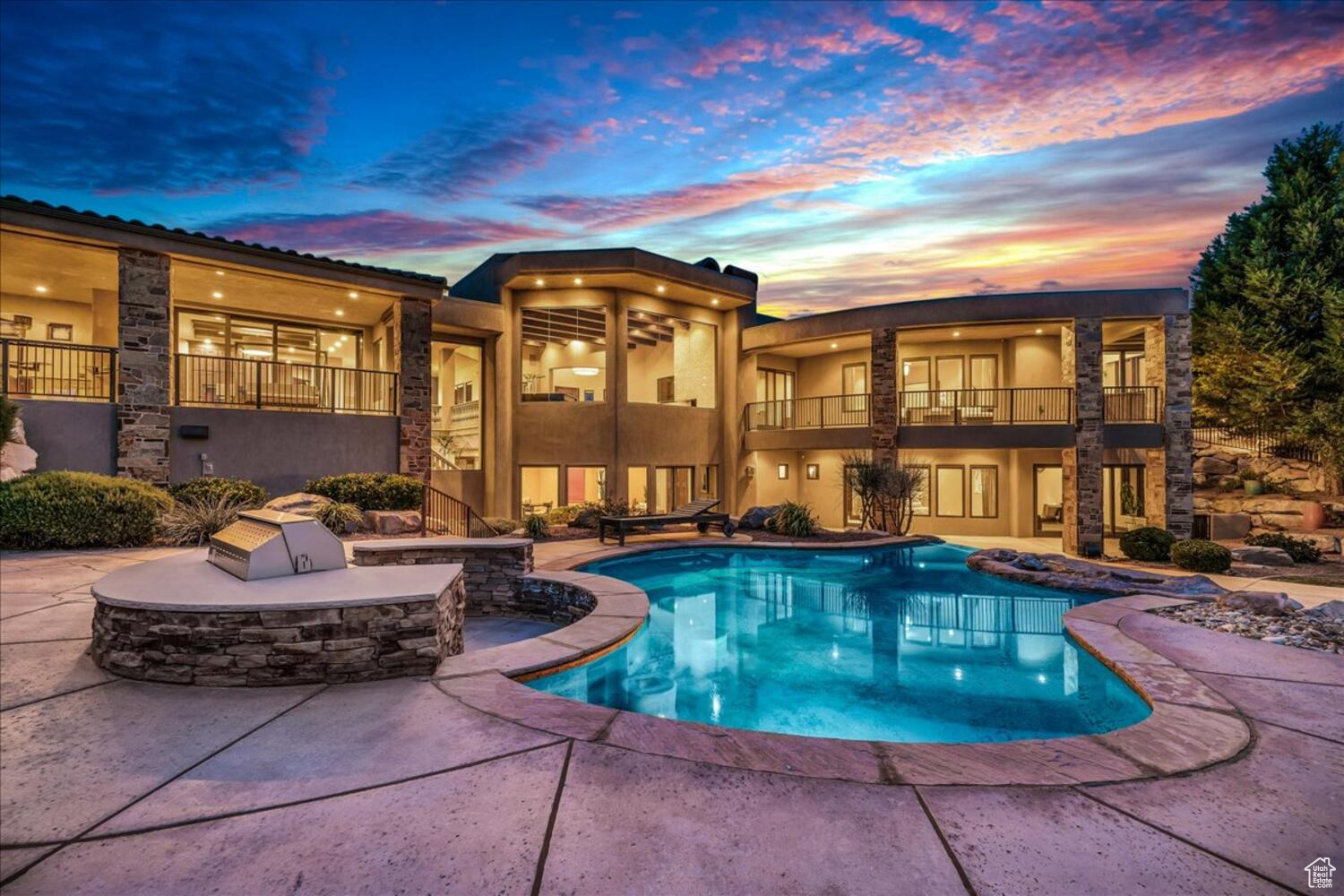 LEDGES OF ST GEORGE - Residential