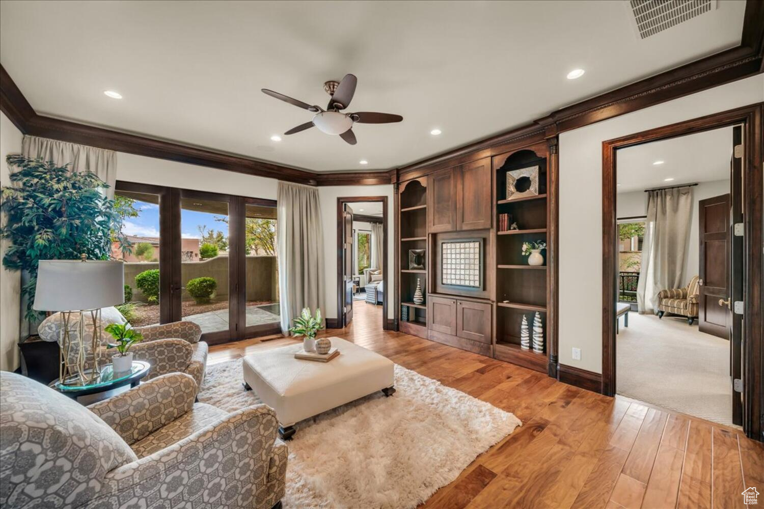 LEDGES OF ST GEORGE - Residential