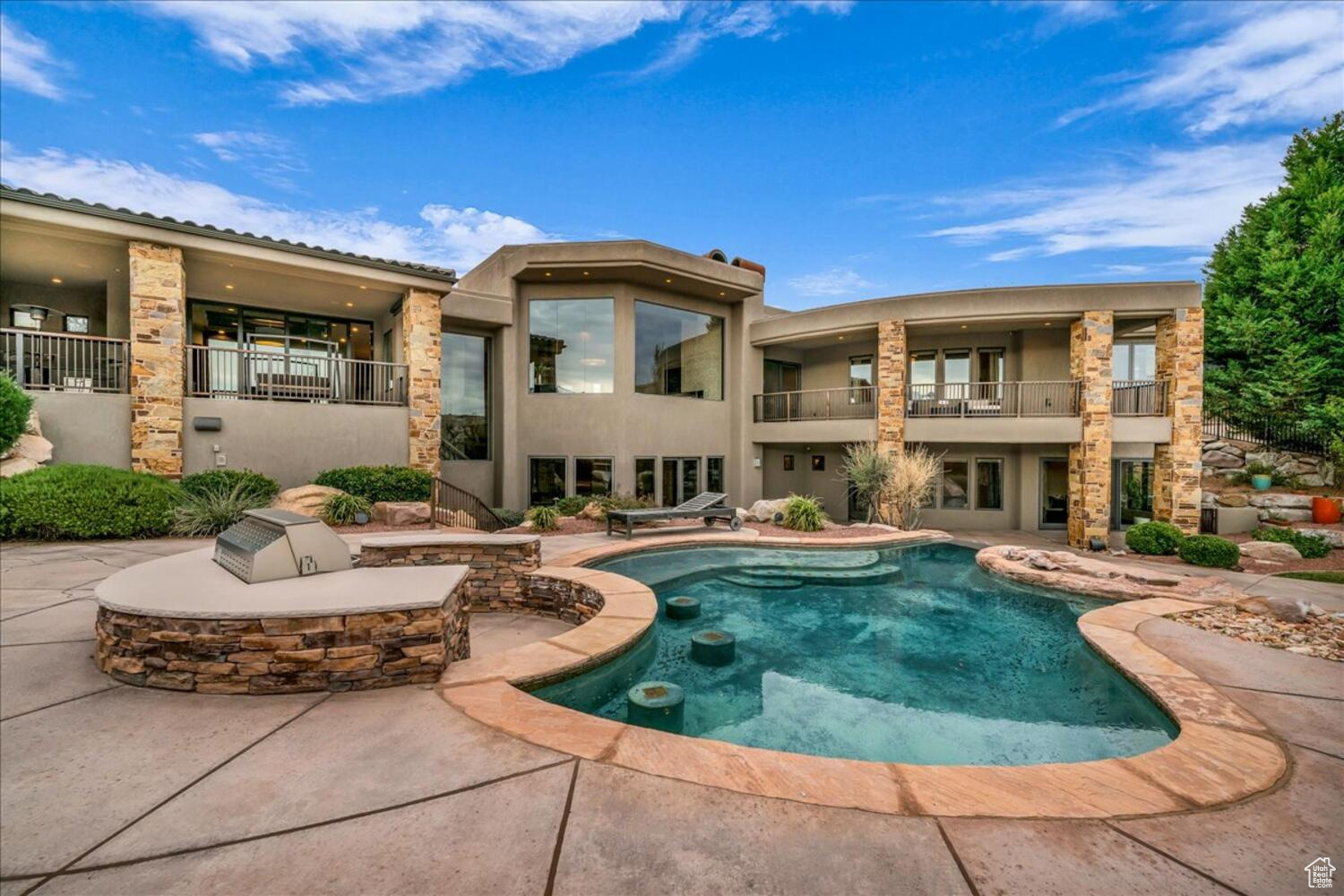 LEDGES OF ST GEORGE - Residential