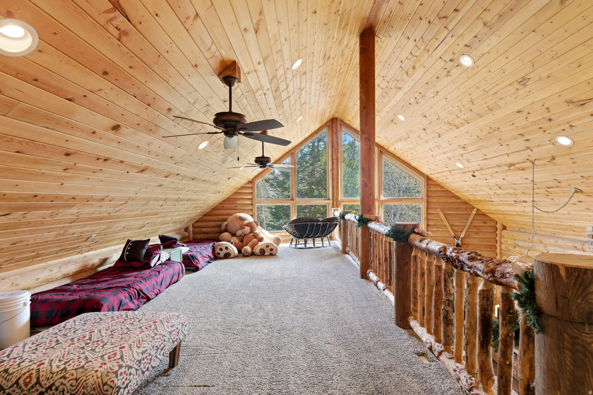 PINE MOUNTAIN - Residential