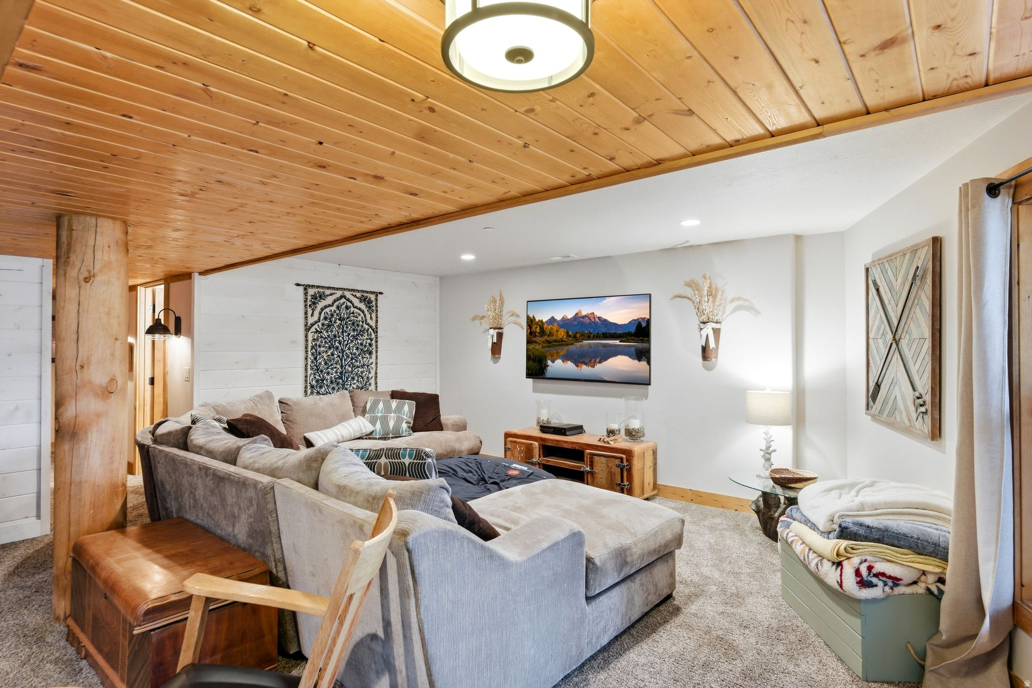 PINE MOUNTAIN - Residential