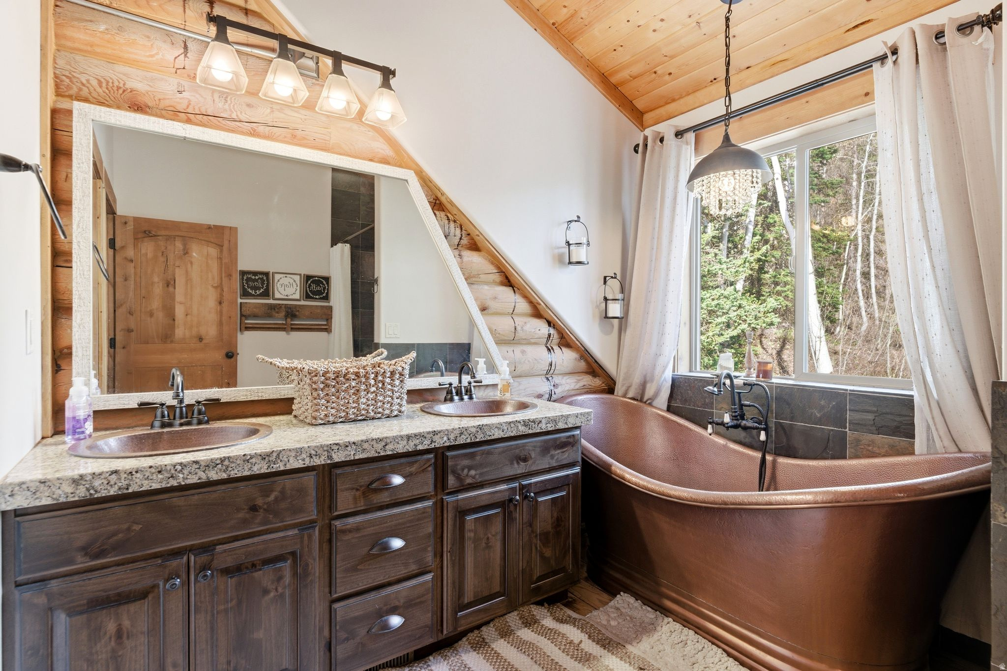 PINE MOUNTAIN - Residential