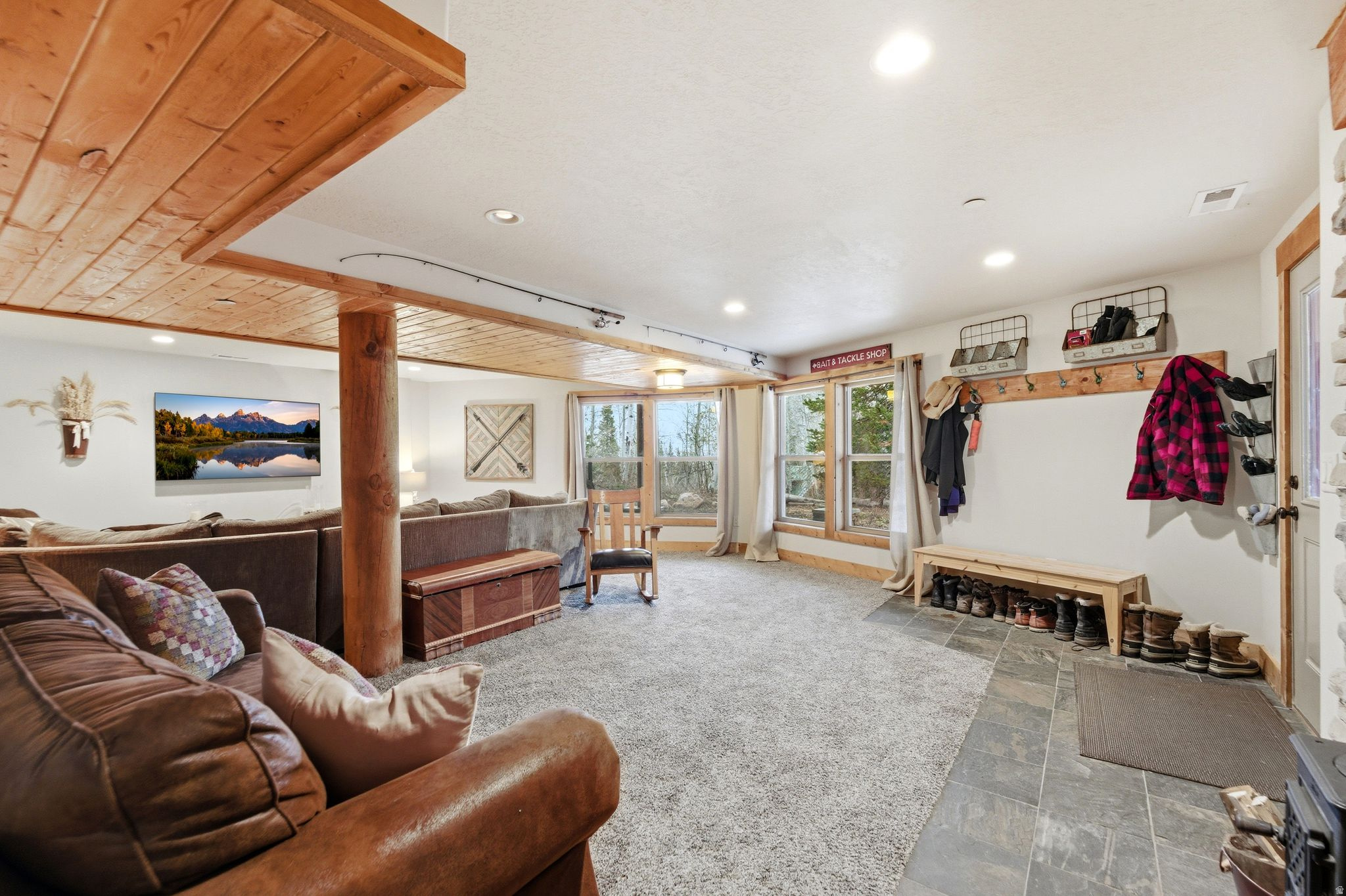 PINE MOUNTAIN - Residential