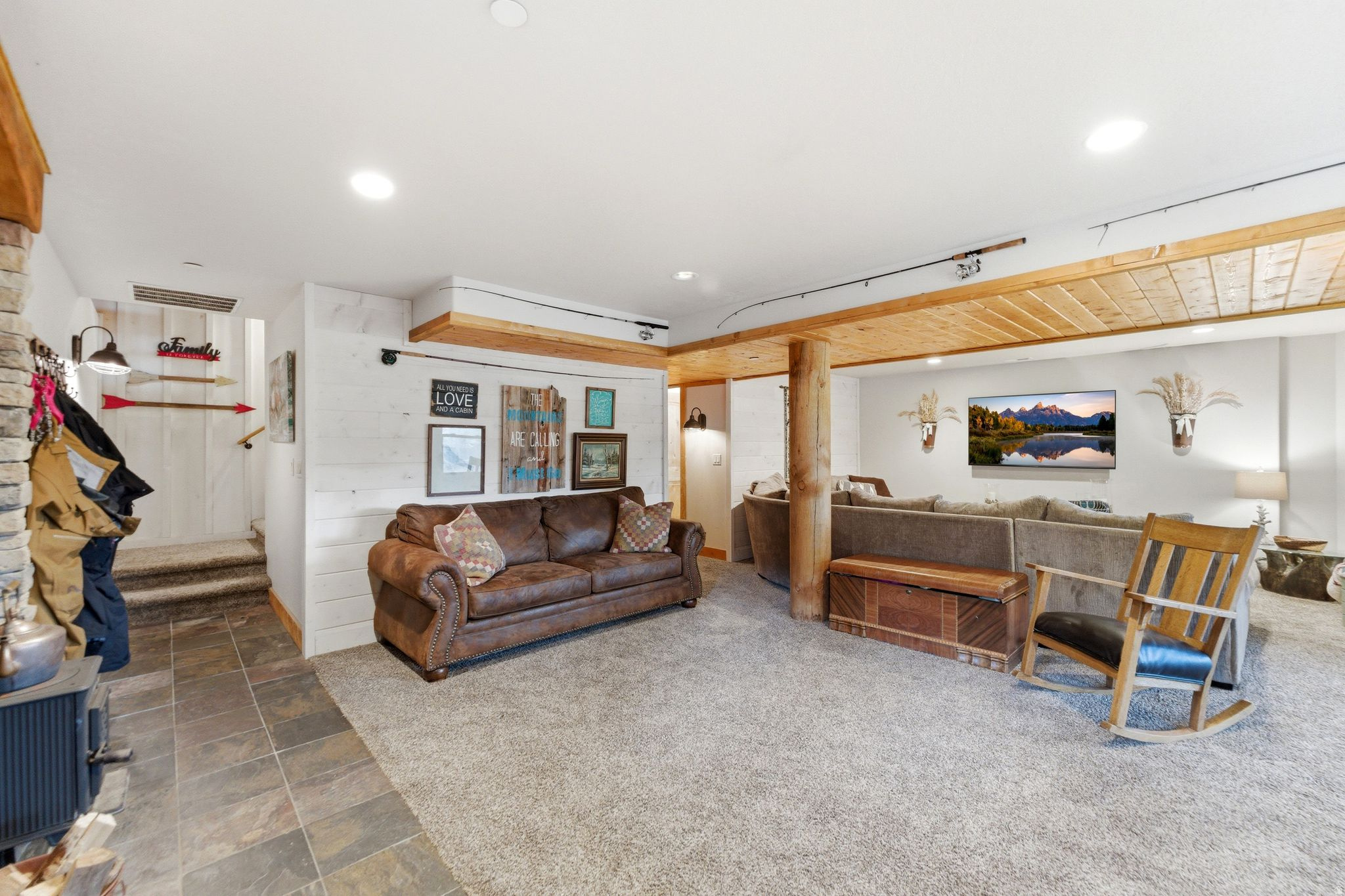 PINE MOUNTAIN - Residential