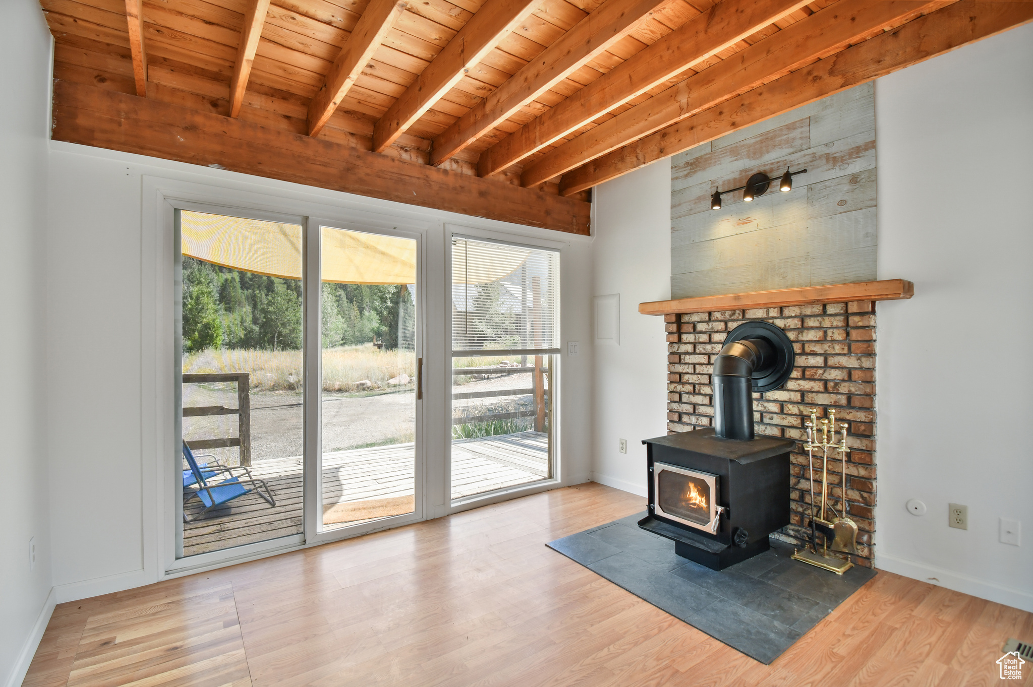 4553 BALSAM DR