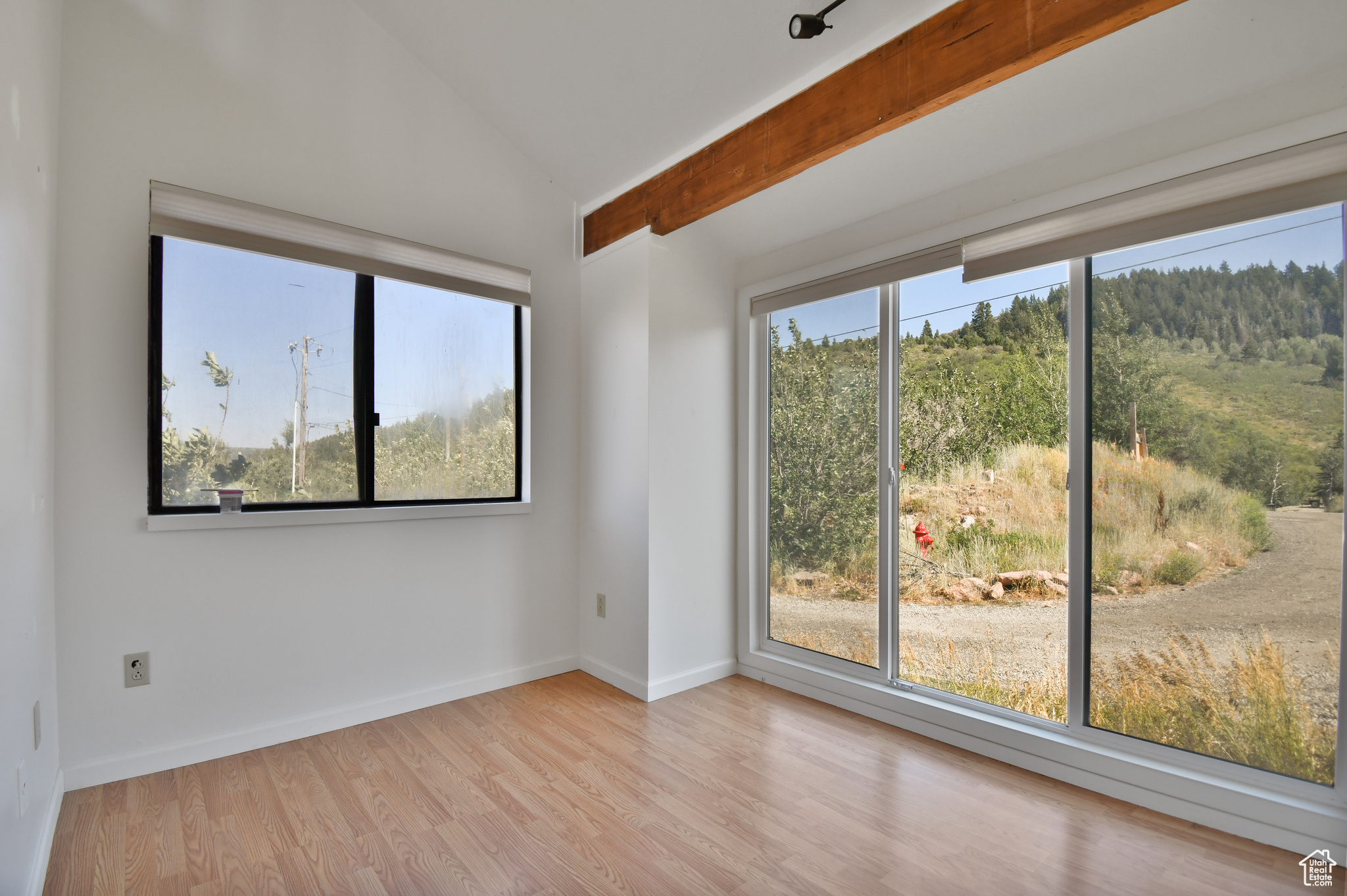 4553 BALSAM DR