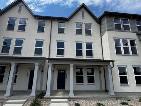 Photo of 1566 N 1875 W #243, Layton, UT 84041 (MLS # 2172894)