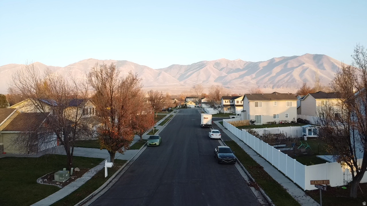 PICKET LANE - Residential