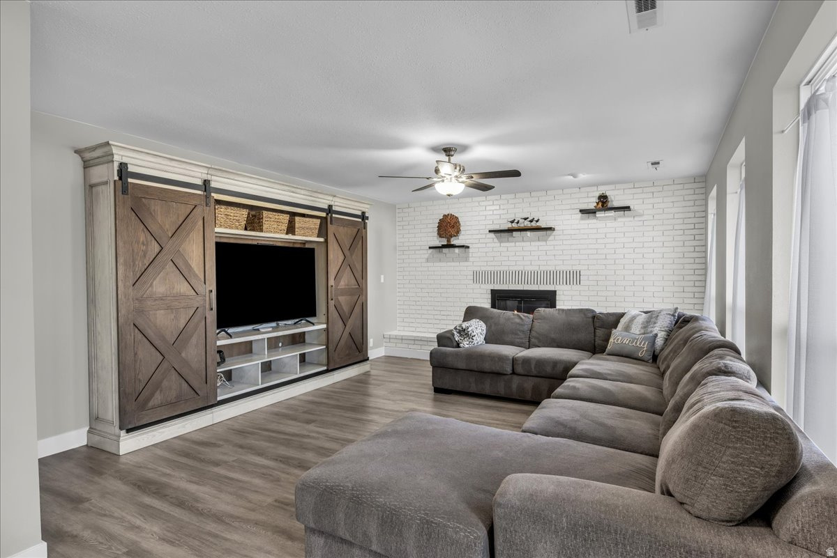 SANTA CLARA HEIGHTS J - Residential