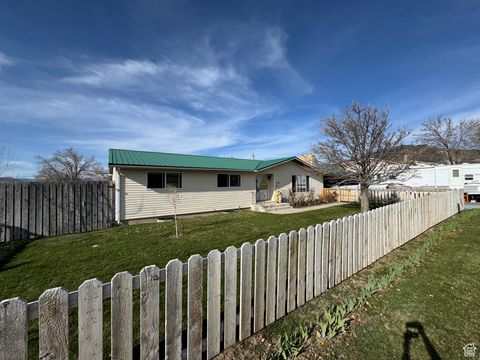 Photo of 290 W 500 S, Manti, UT 84642 (MLS # 2032961)