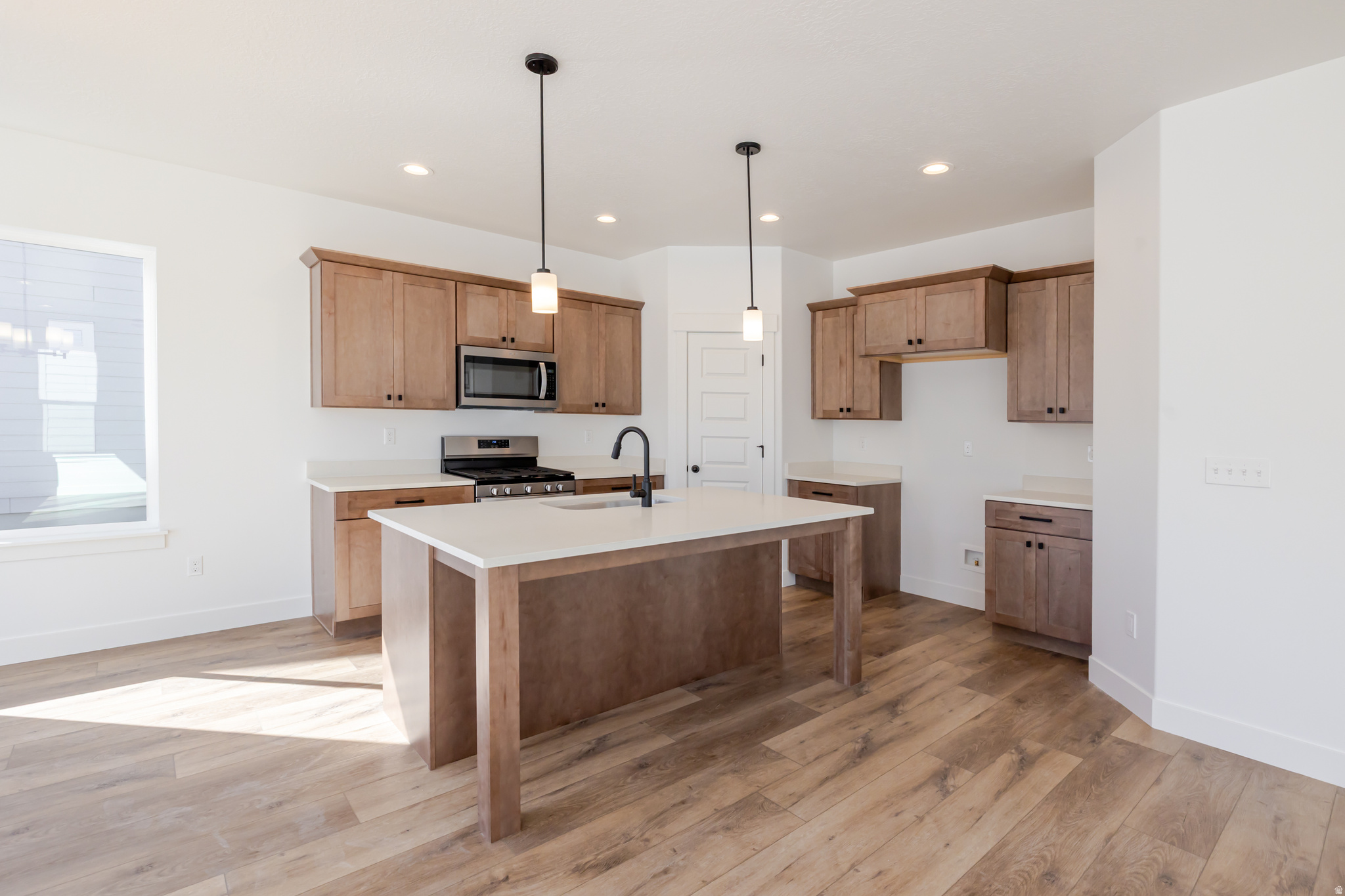 RIVER POINT - Residential