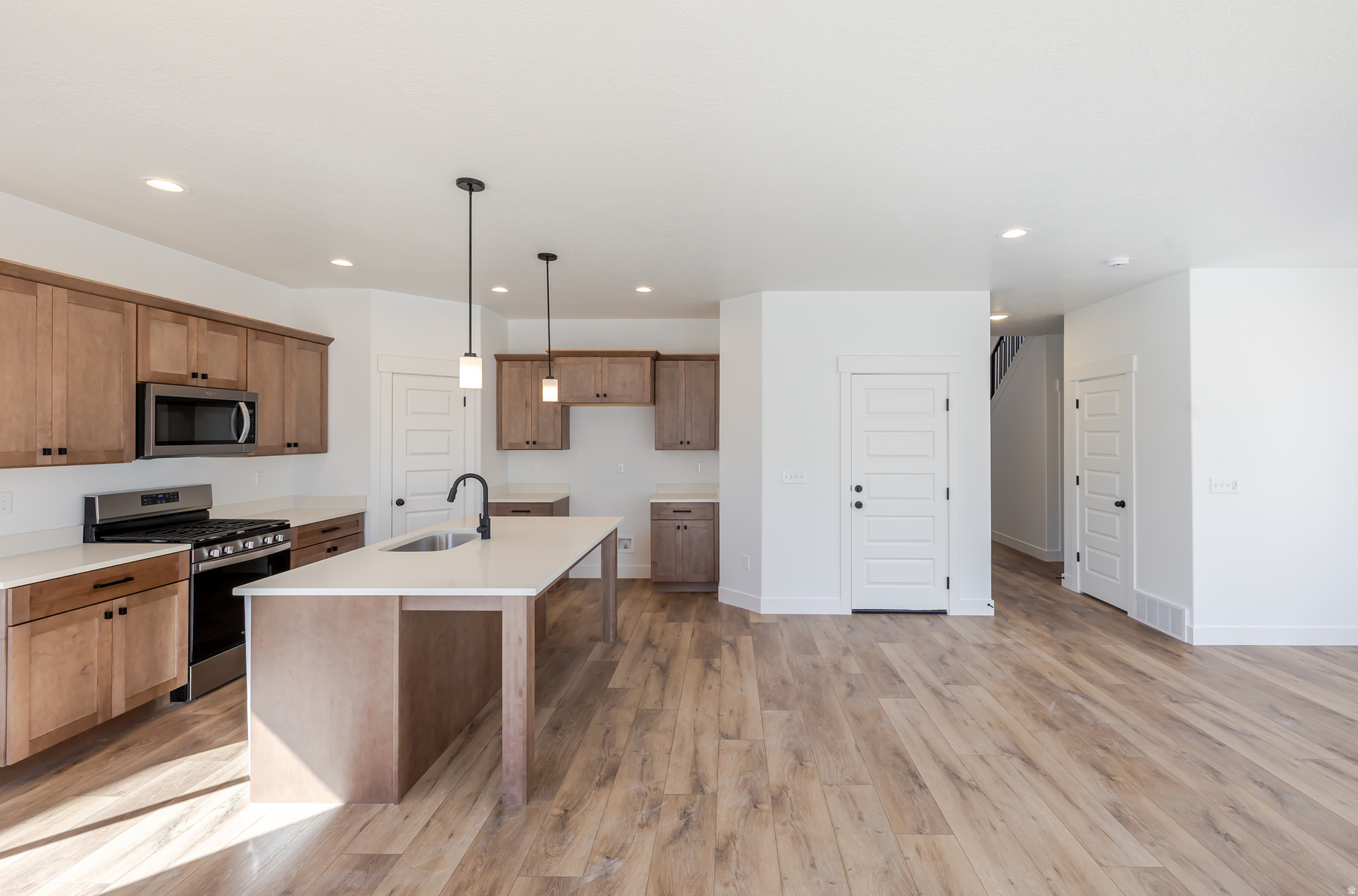 RIVER POINT - Residential