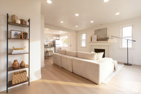 Tiny photo for 165 S 100 E, Kaysville, UT 84037 (MLS # 2190448)