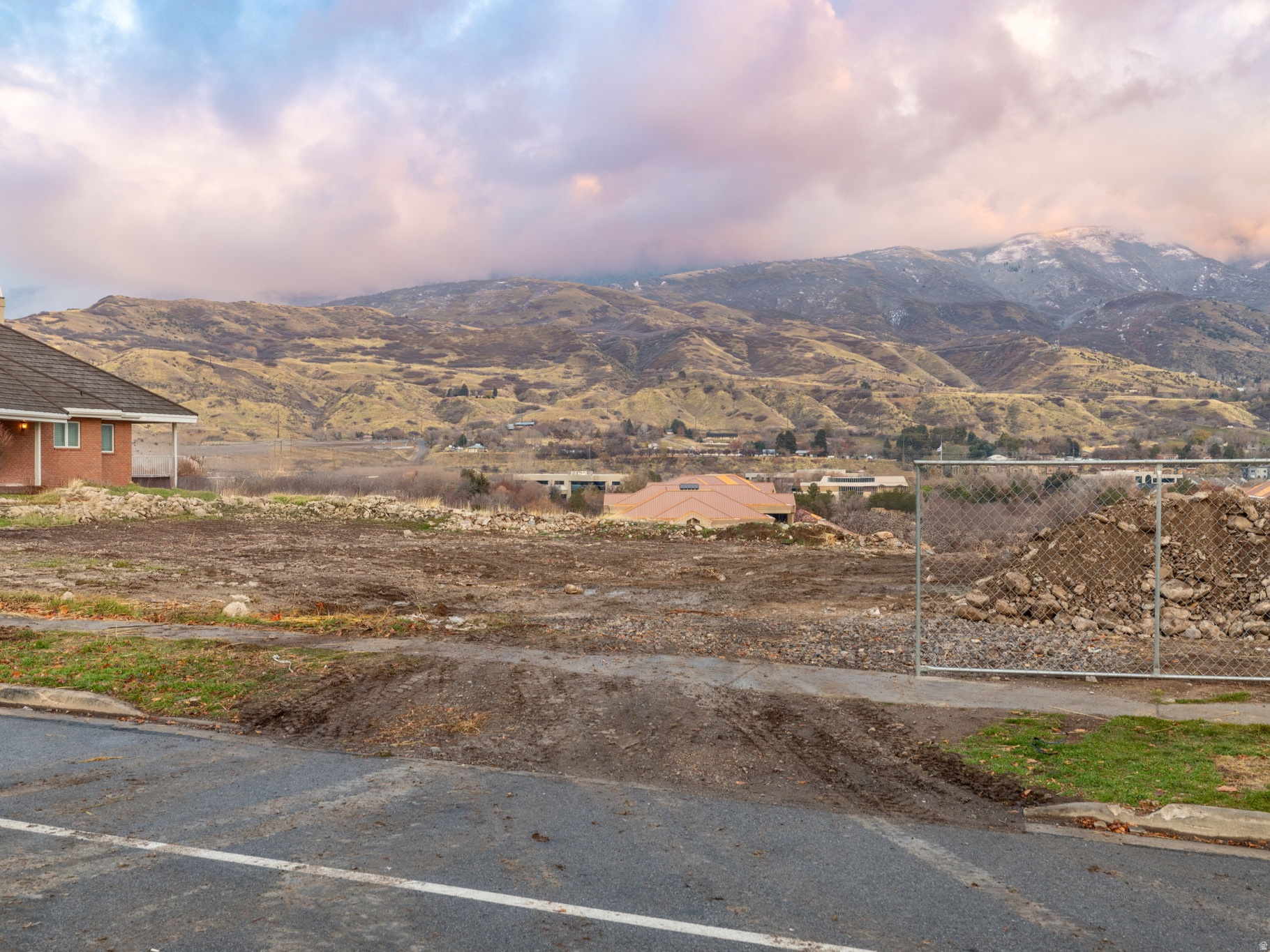 PALISADE ESTATES - Land