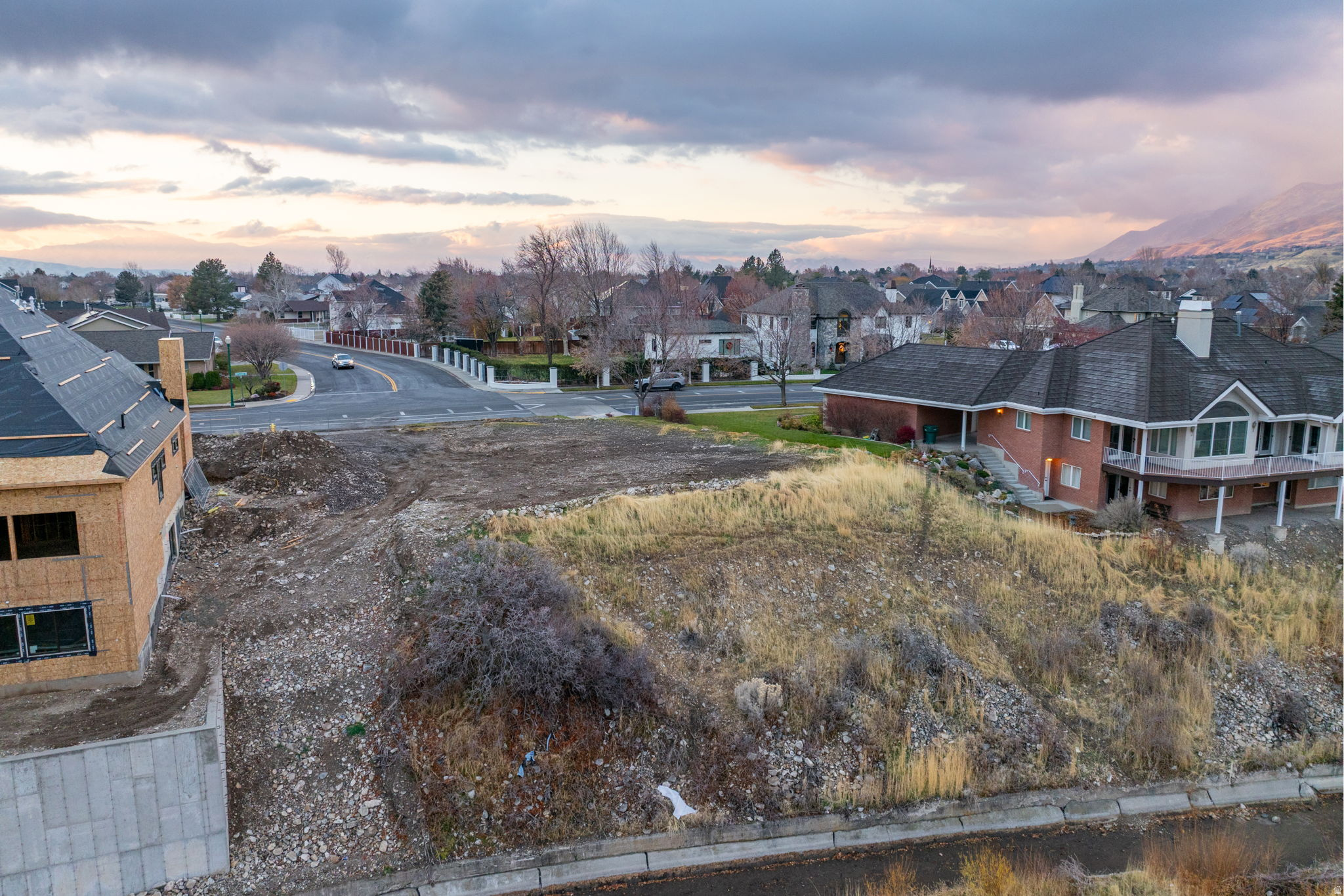 PALISADE ESTATES - Land