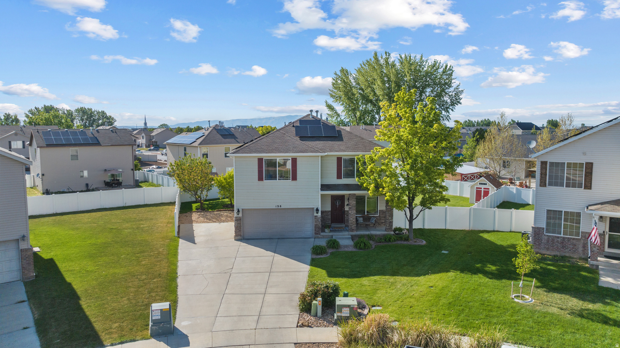 SPANISH FIELDS - Residential