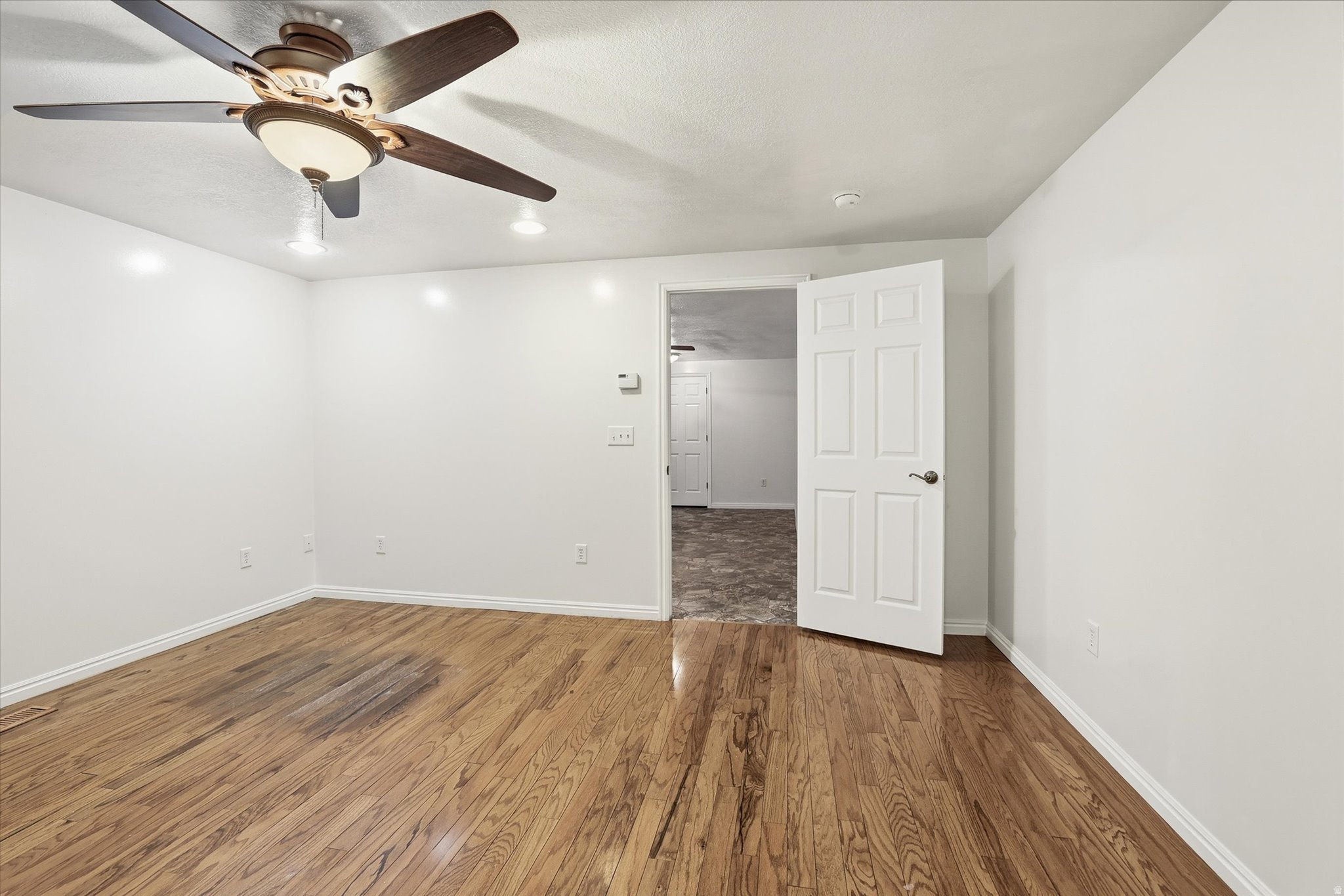 COTTONWOOD - Residential