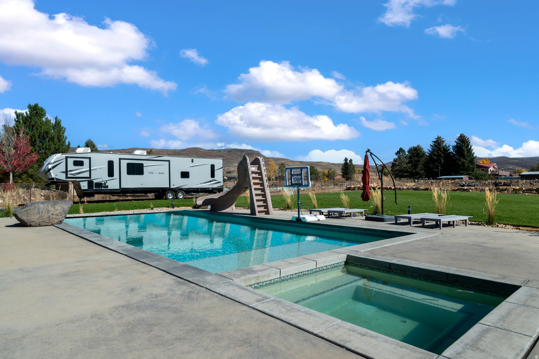 SAGE CREEK FARM - Residential