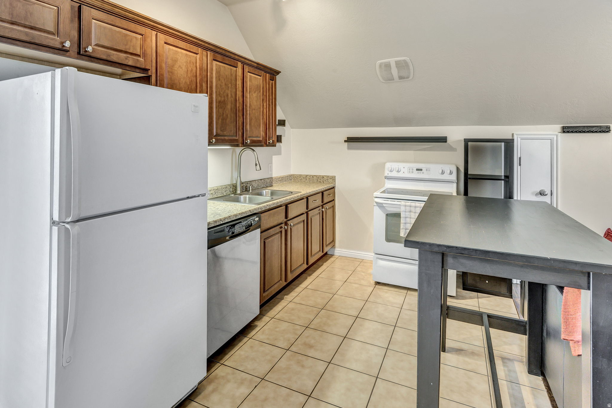 DAYBREAK - Residential