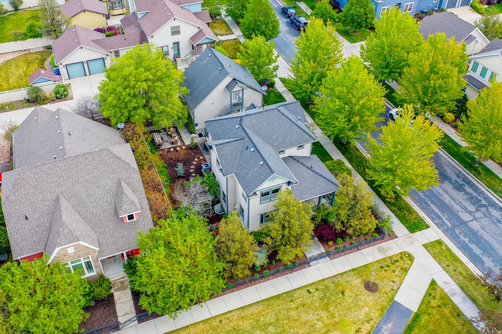 DAYBREAK - Residential