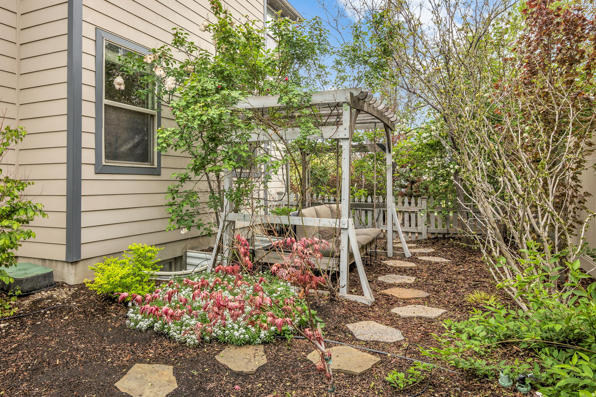 DAYBREAK - Residential