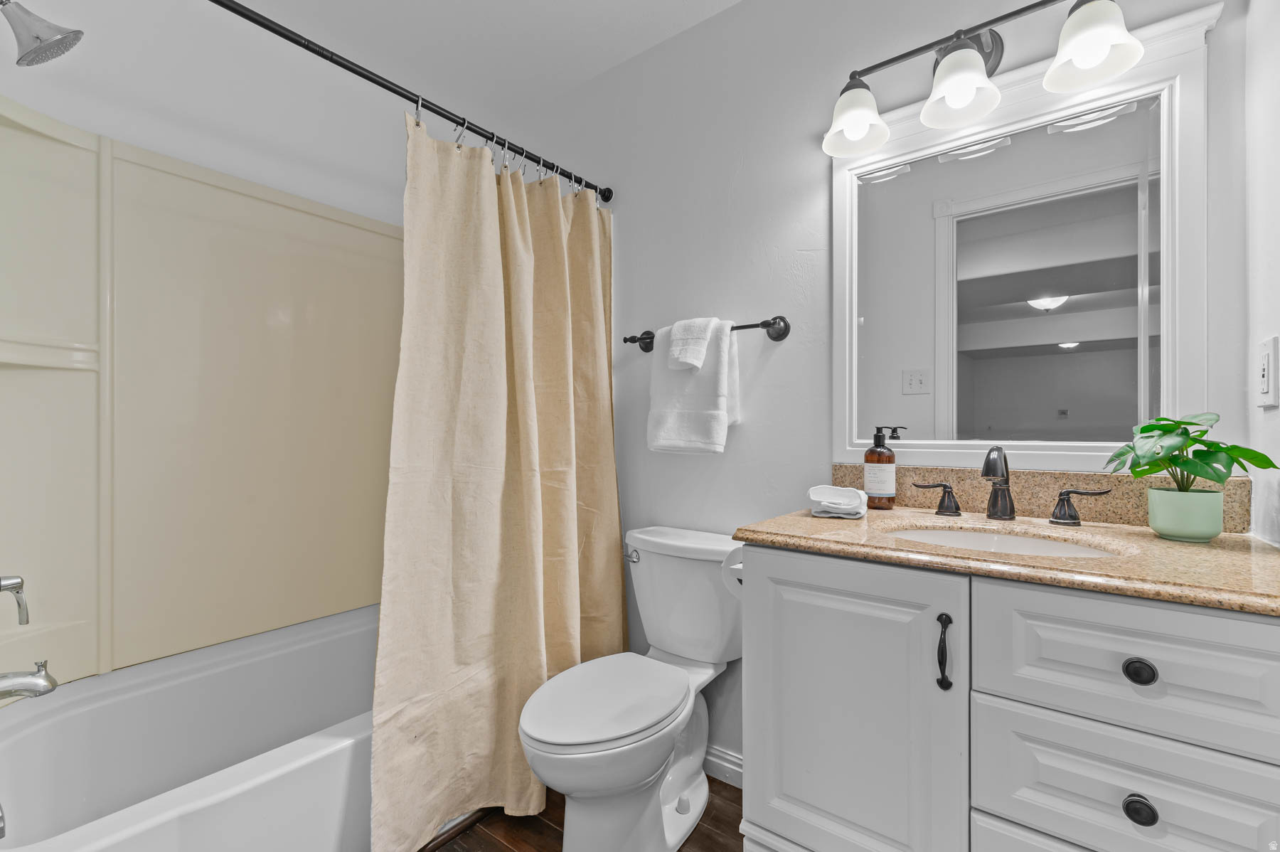 MEADOWS - Residential