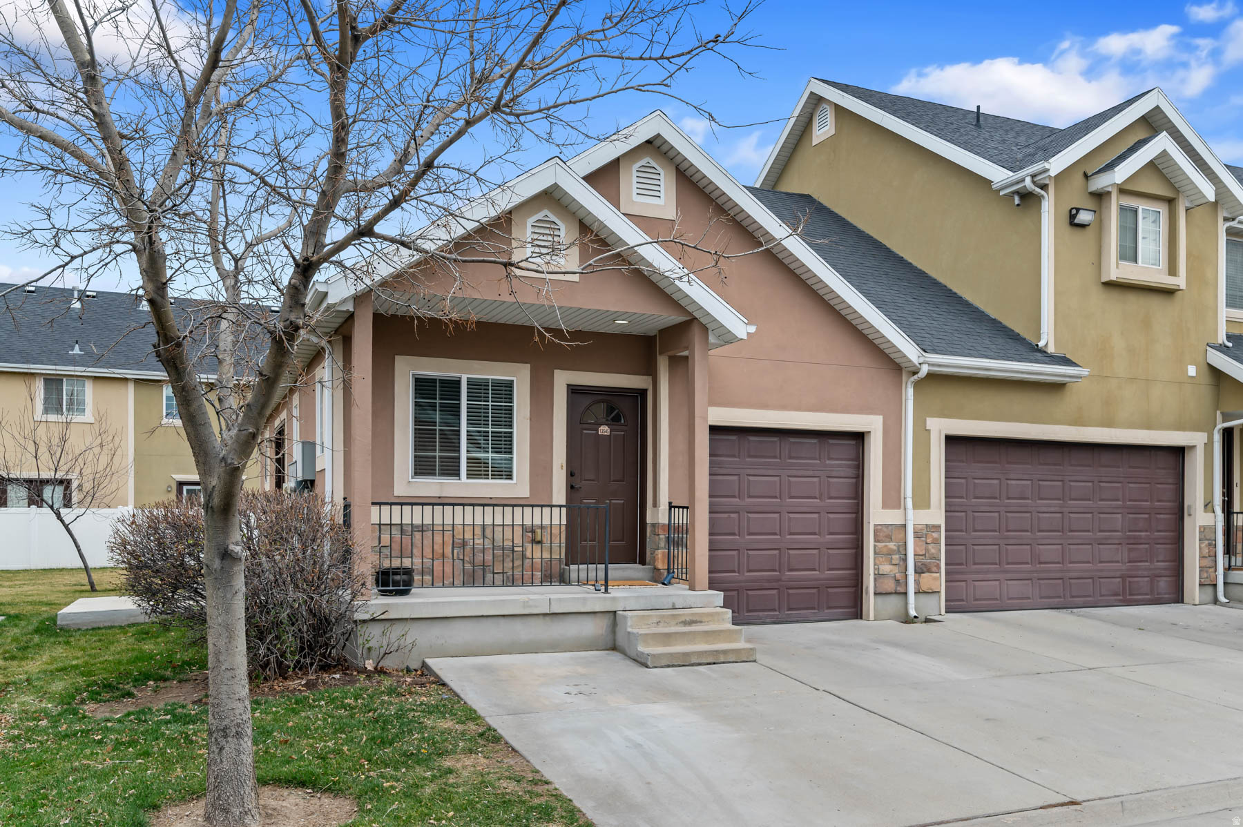 MEADOWS - Residential