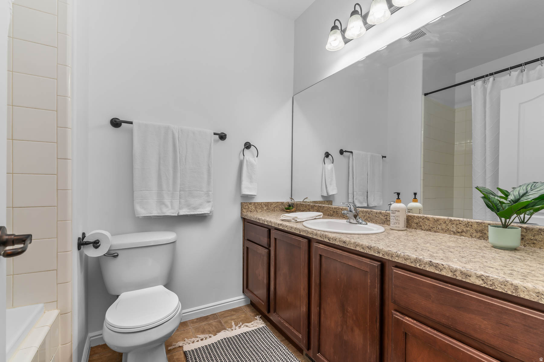 MEADOWS - Residential