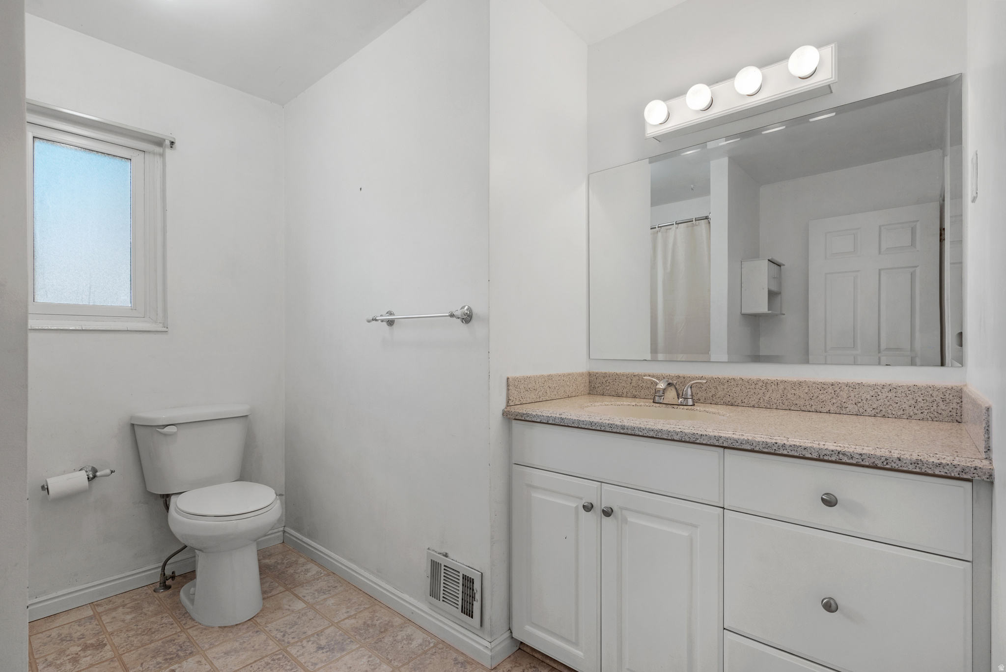 AMERICAN VILLA #3 - Residential