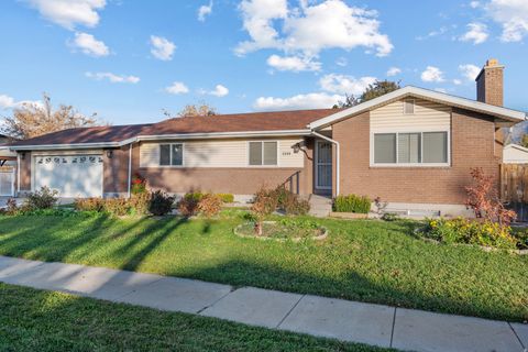Tiny photo for 9421 S 300 E, Sandy, UT 84070 (MLS # 2120621)
