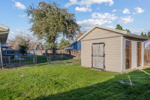 Tiny photo for 9421 S 300 E, Sandy, UT 84070 (MLS # 2120621)