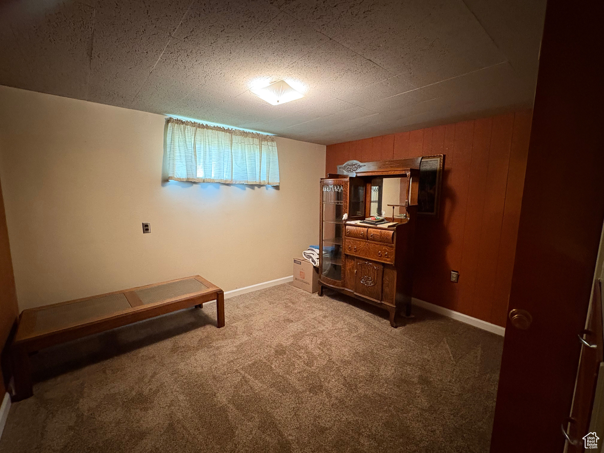 ELLISON WOODS - Land