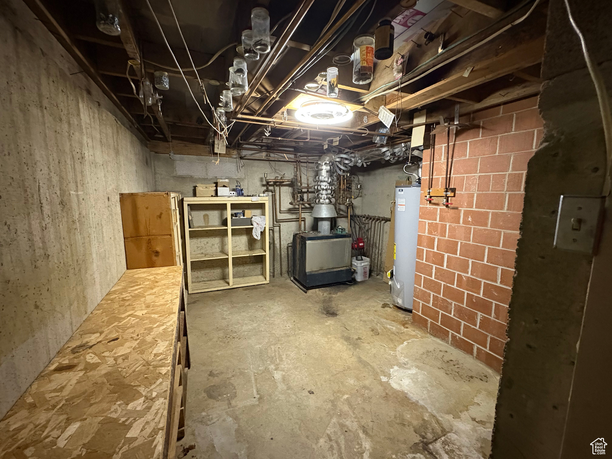 ELLISON WOODS - Land