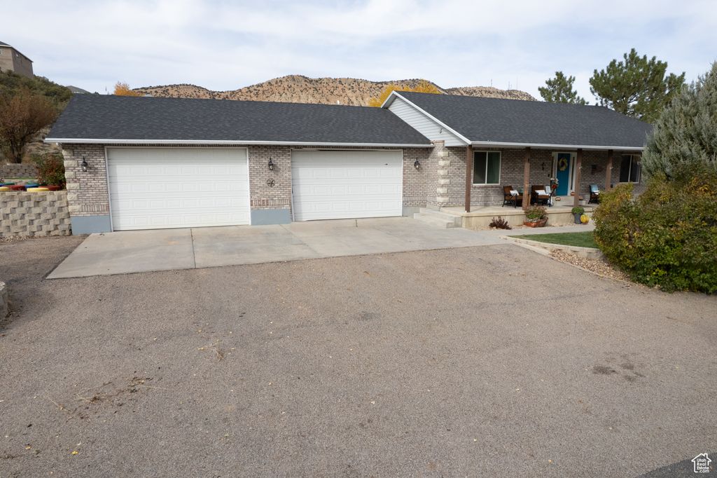 Photo of 1566 S 3280 W, Vernal, UT 84078 (MLS # 2119669)