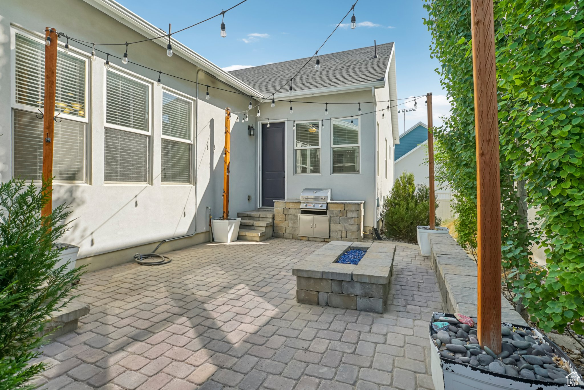 DAYBREAK - Residential